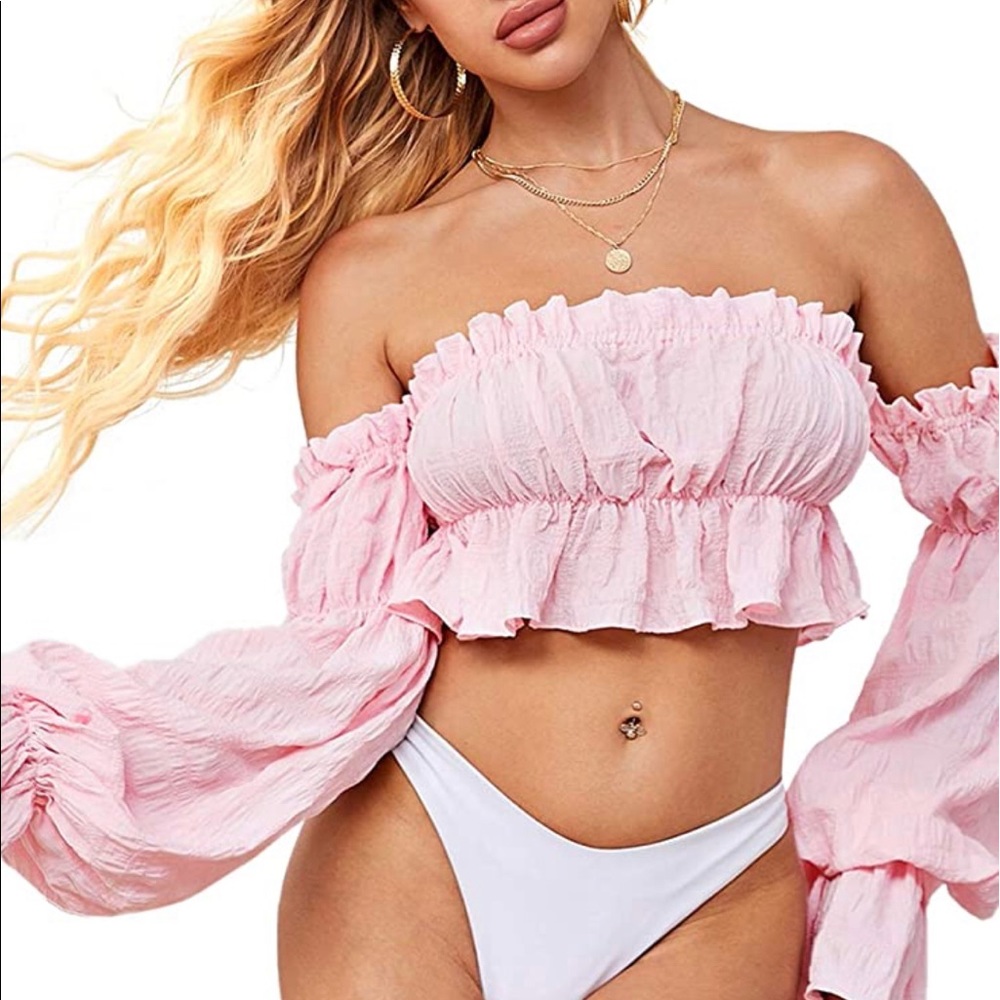 ✨FLOWY BELL SLEEVE OFF THE SHOULDER TOP✨